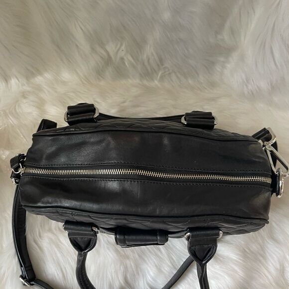 Calvin Klein leather black quilted shoulder bag/crossbody silver tone ha… - Picture 12 of 13